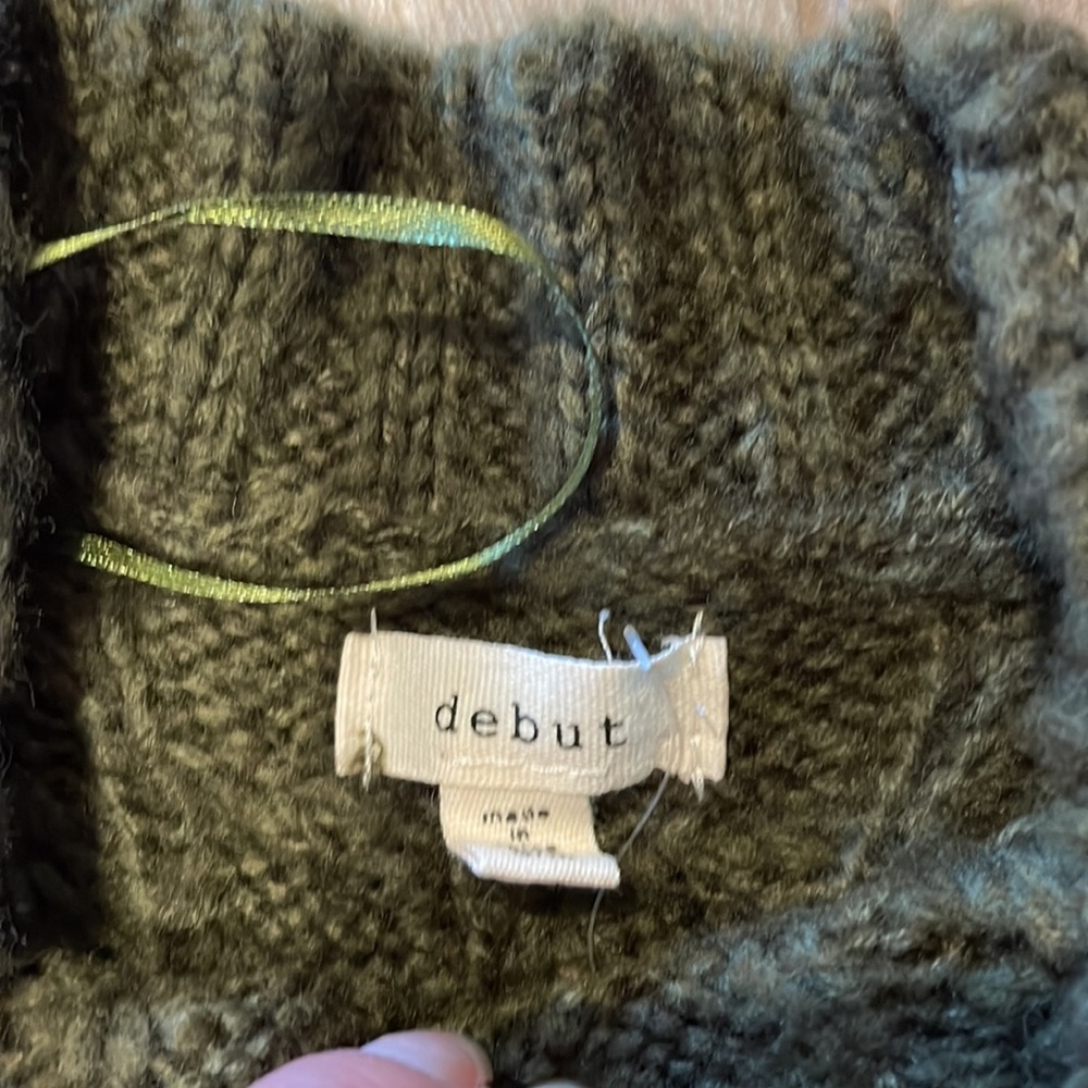 Debut Olive Green Poncho SMALL/MEDUIM FIT - Picture 7 of 8